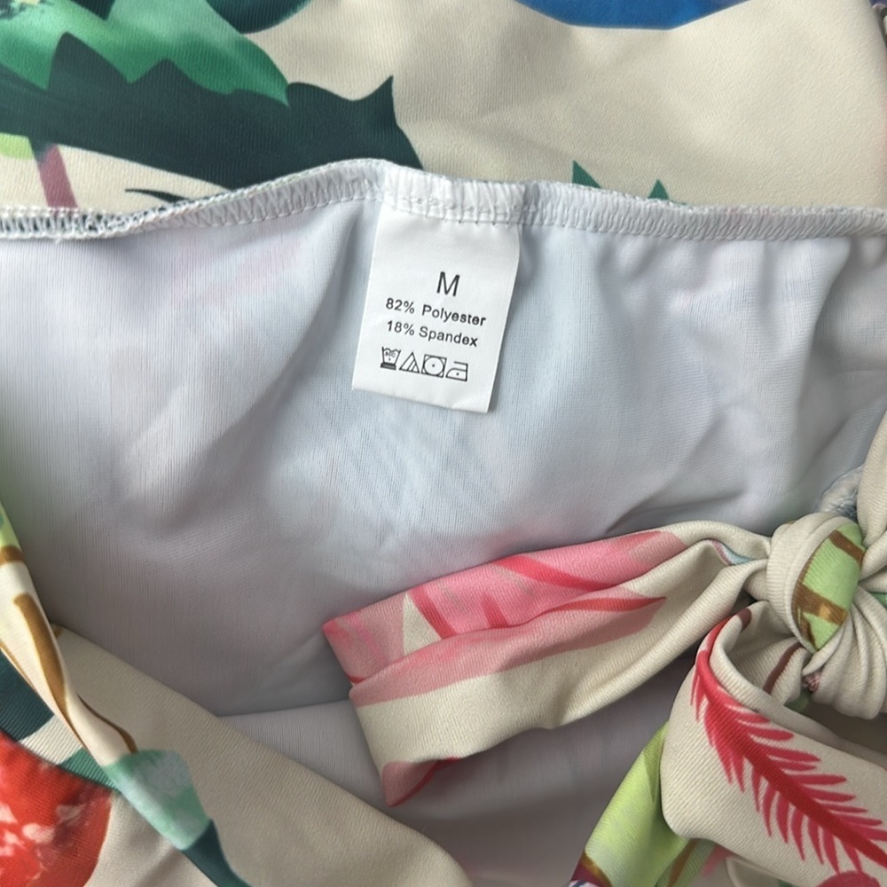 Tropical Print Halter Swimwear - Picture 6 of 7